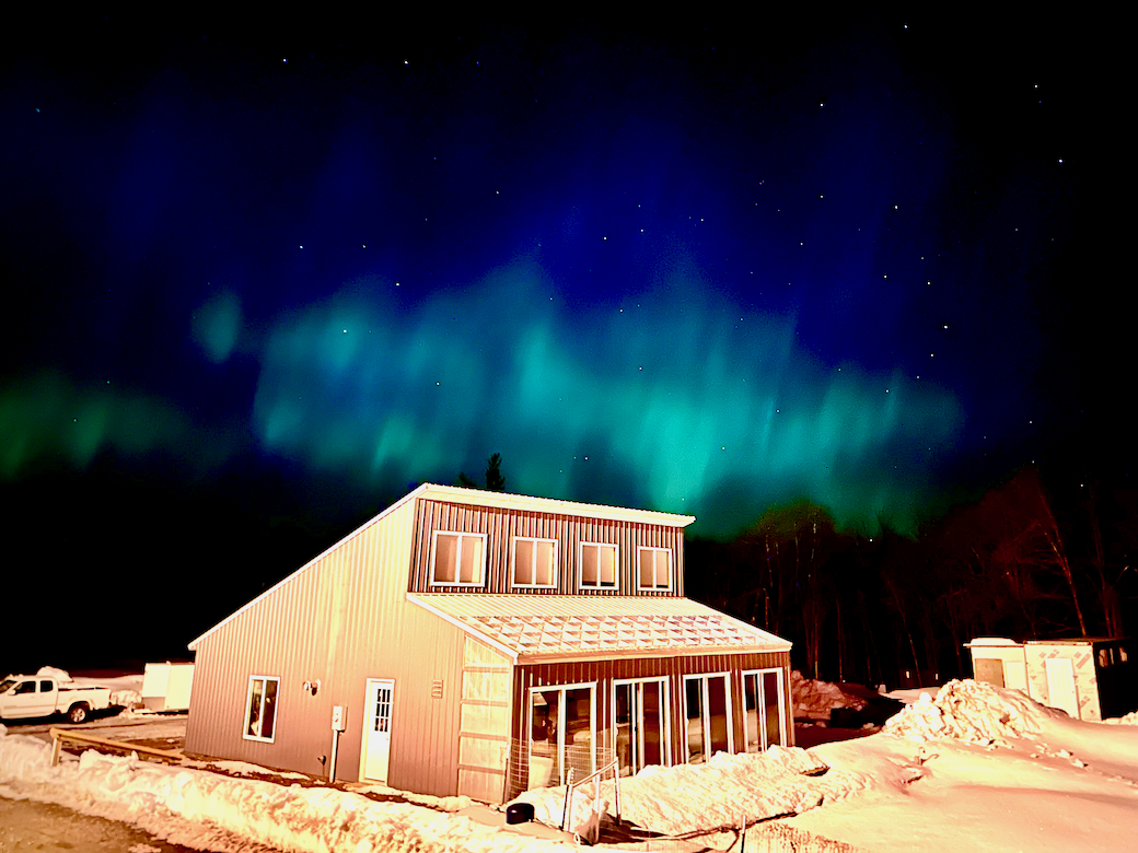 3 Dera 2023 - aurora borealis BillHammes.jpeg