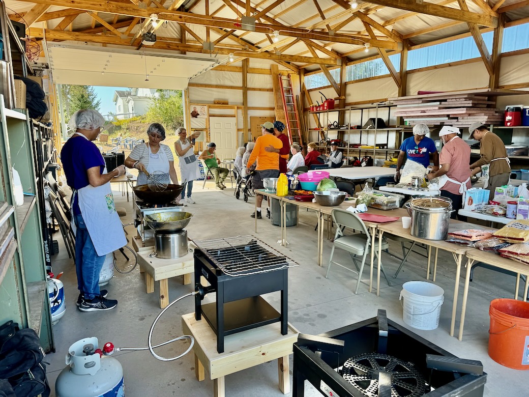 5 Dera 2024 - pole barn kitchen (2).jpeg