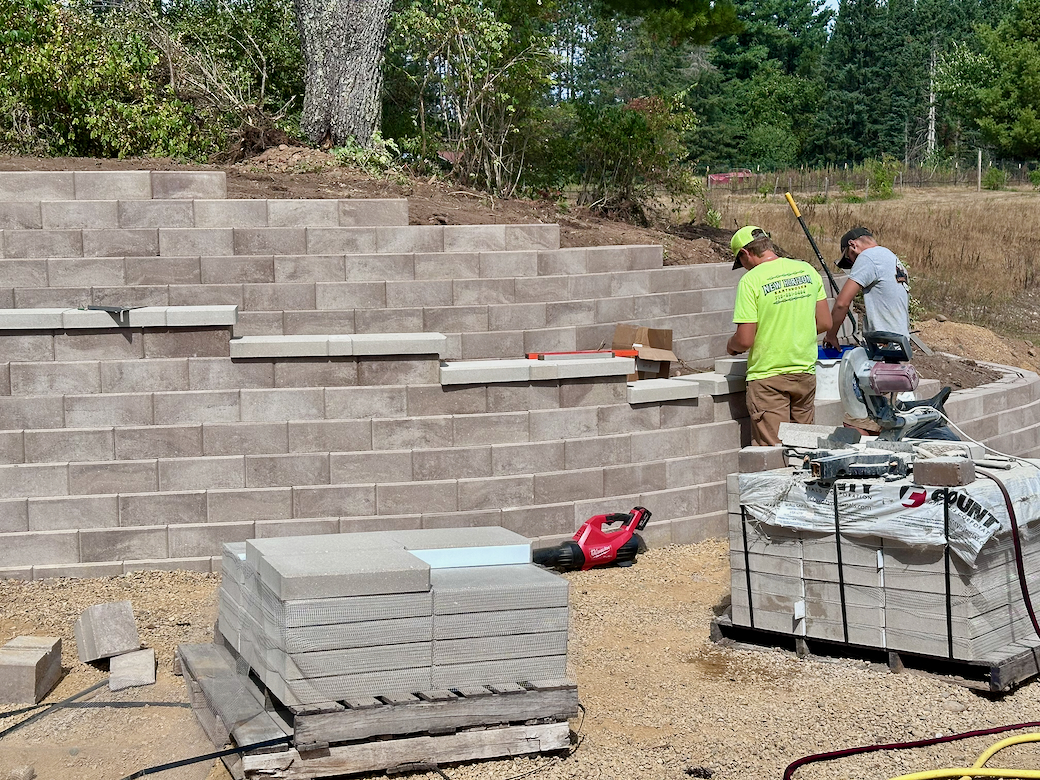 8 Dera 2026 - Great Wall patio.jpeg